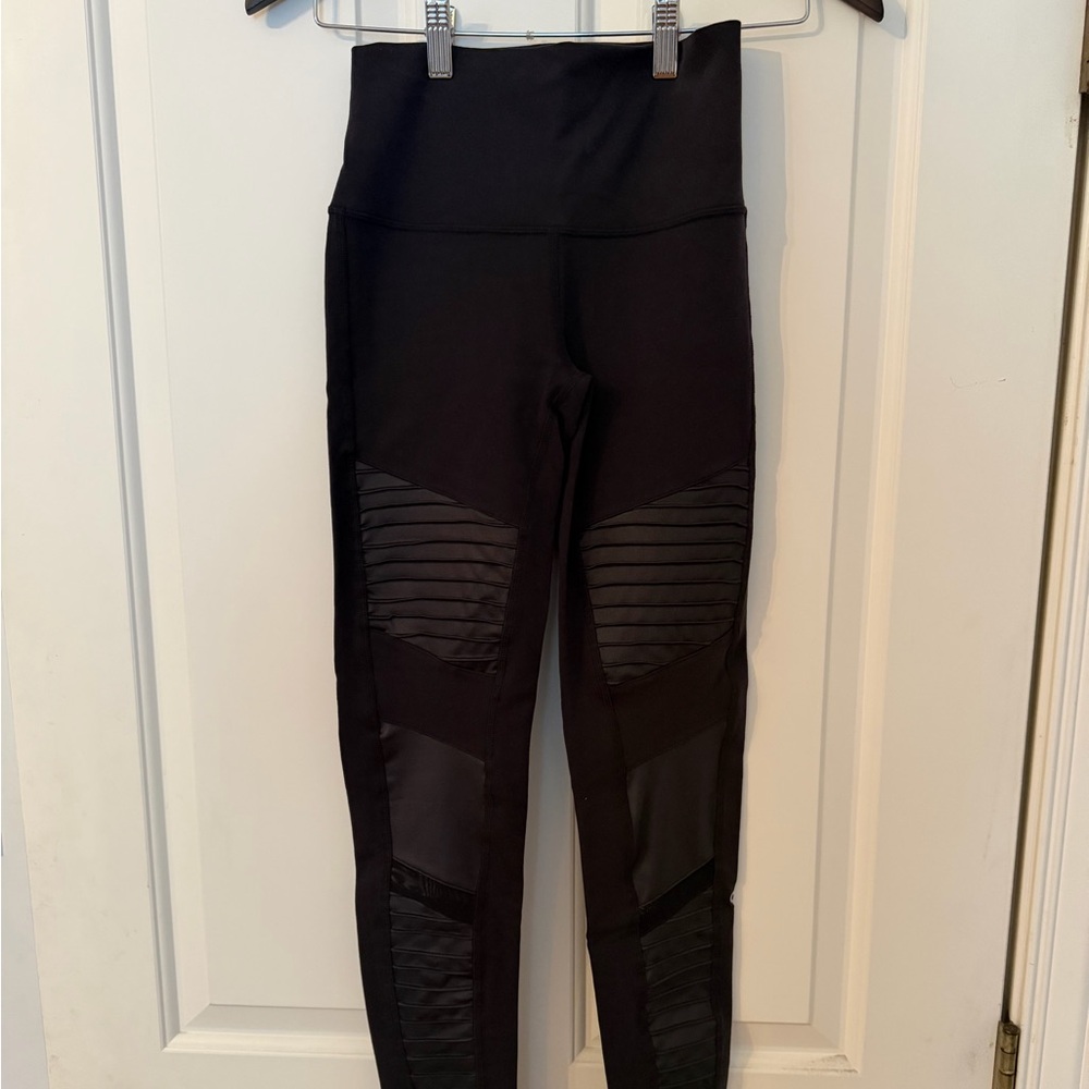 ALO Yoga Black Leggings